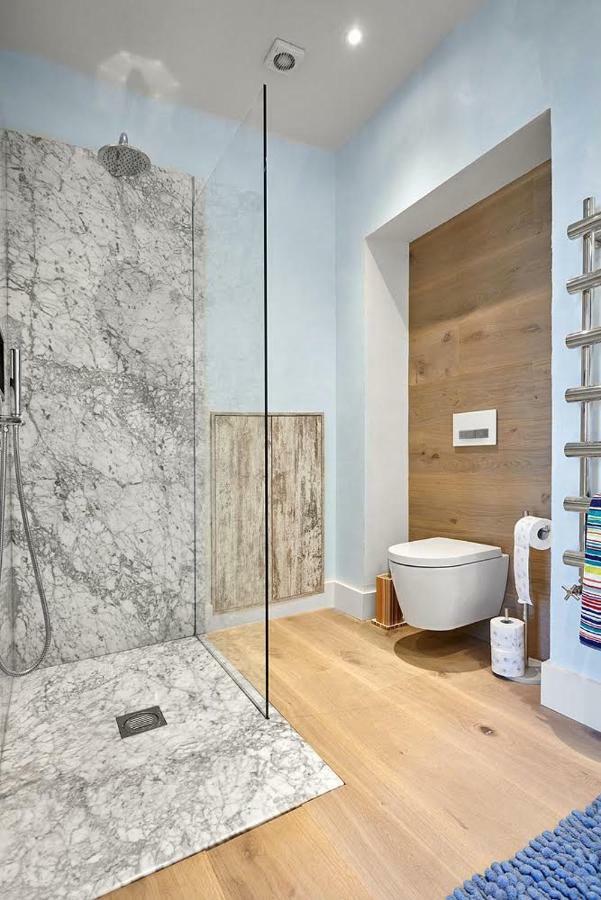 Blue Door Apartment เอากุสตูฟ ภายนอก รูปภาพ