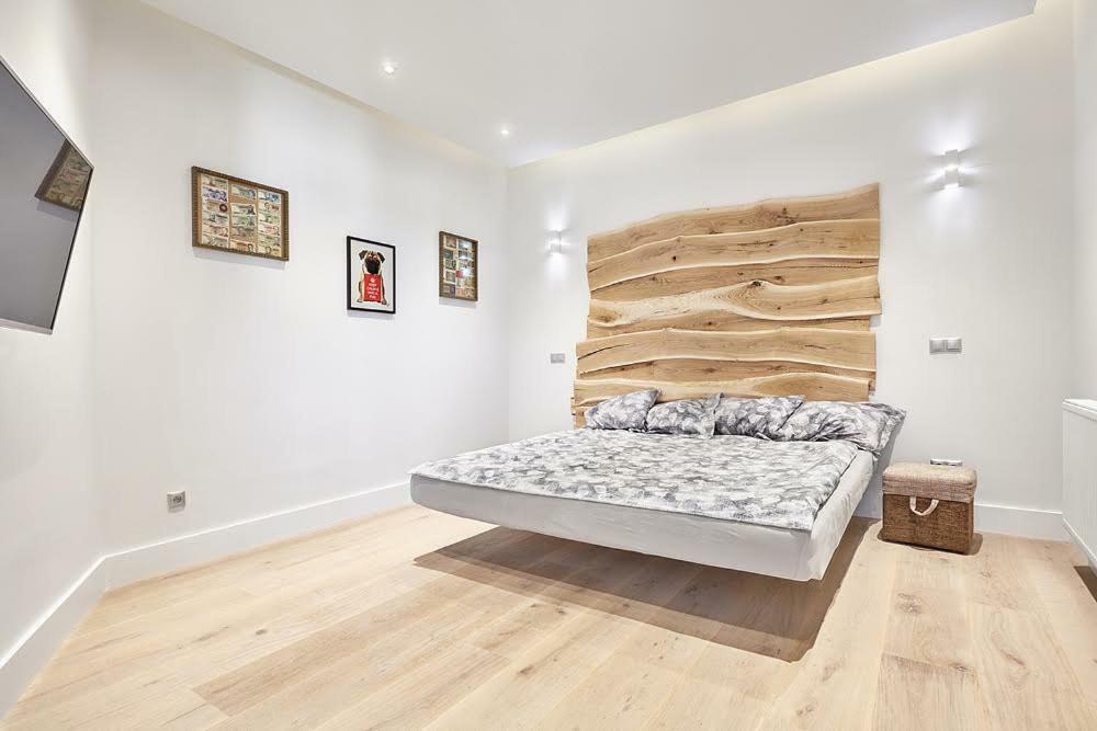 Blue Door Apartment เอากุสตูฟ ภายนอก รูปภาพ