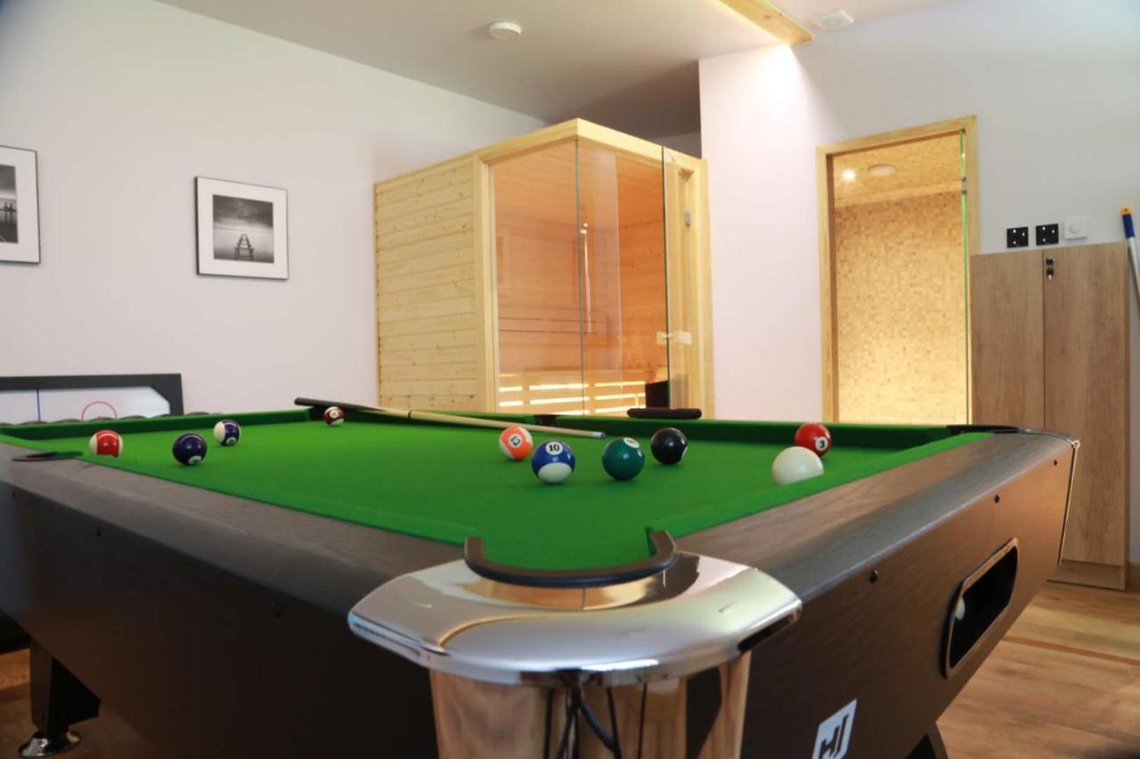 Blue Door Apartment เอากุสตูฟ ภายนอก รูปภาพ